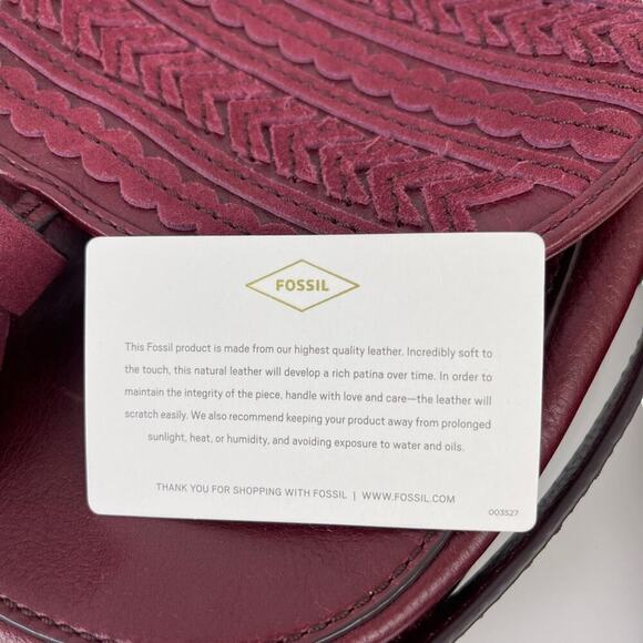 Fossil Emi Red Tassel Leather Saddle Crossbody Bag Color Wine - Picture 10 of 16